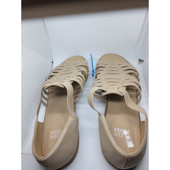 Eileen Fisher Rato Sandal in Honey Tumbled Nubuck - Picture 3 of 10